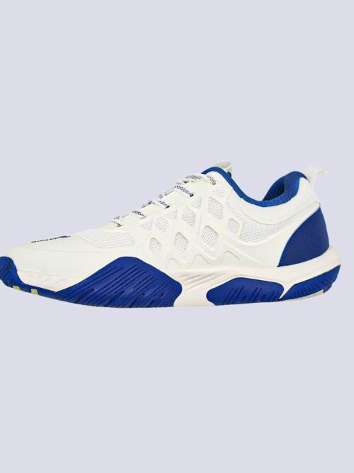fencing shoes white and blue