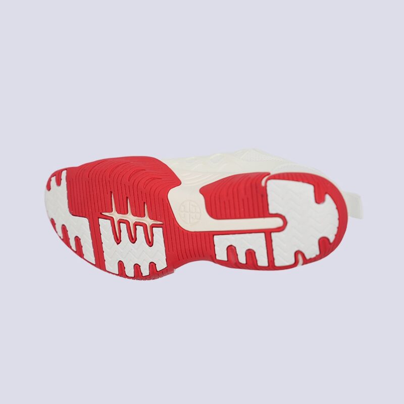 fencing shoes red bottom