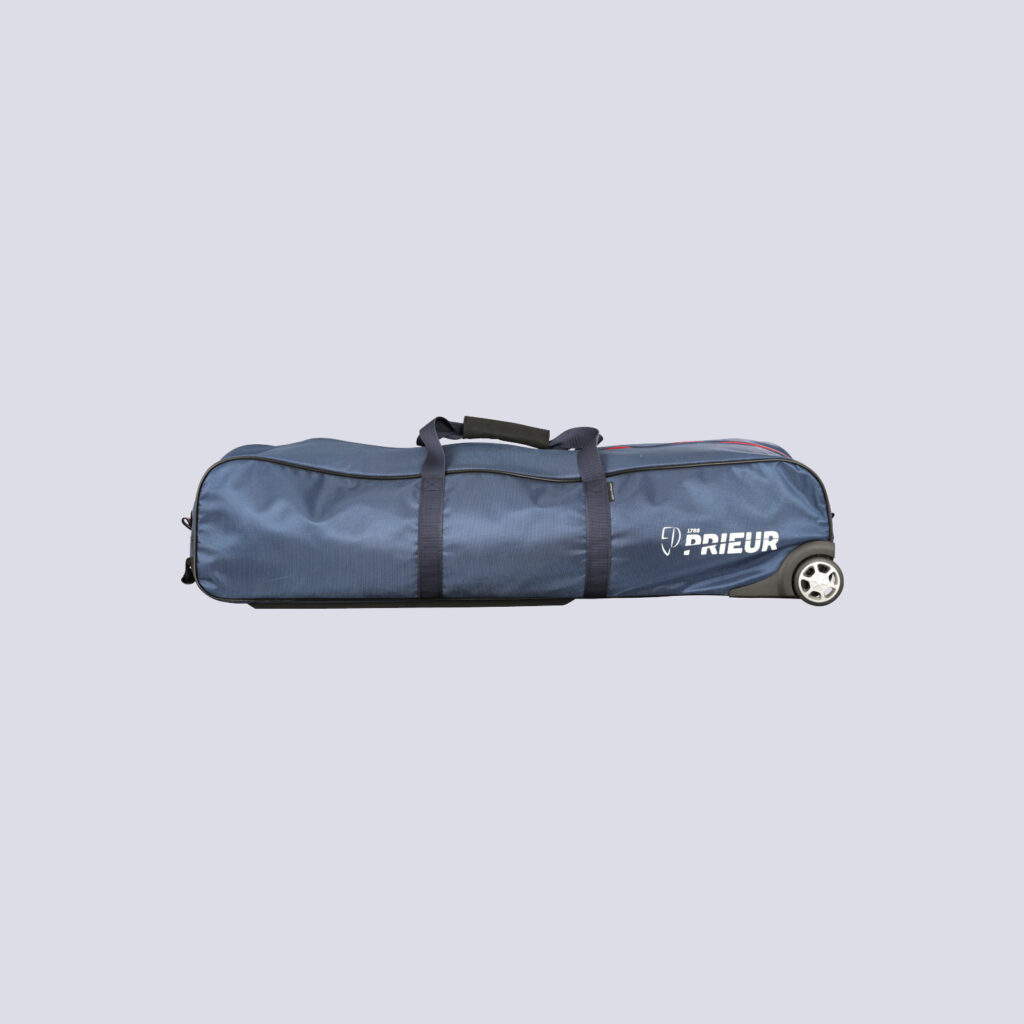 fencing bag with wheels